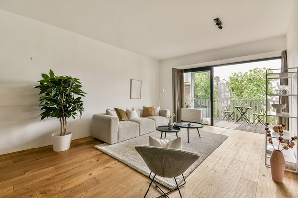 Medium property photo - Van Oldenbarneveldtstraat 52M, 1052 KC Amsterdam
